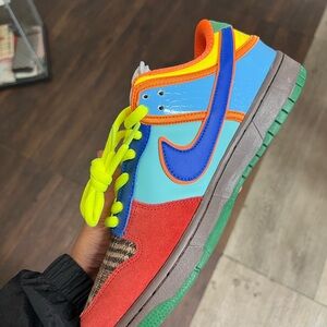 Nike dunk what the Sbs